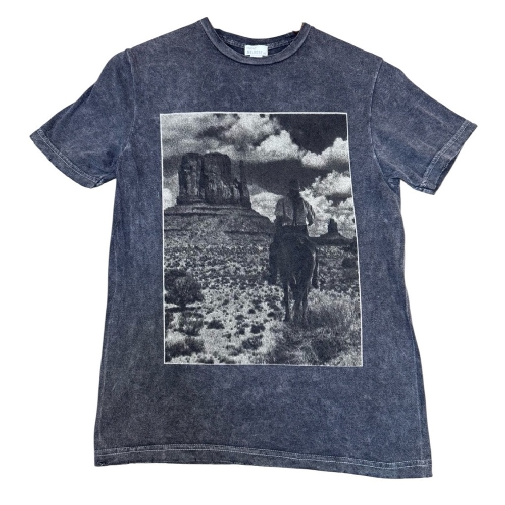 West of Melrose Grey Distressed Western Graphic Cowboy Desert T-Shirt